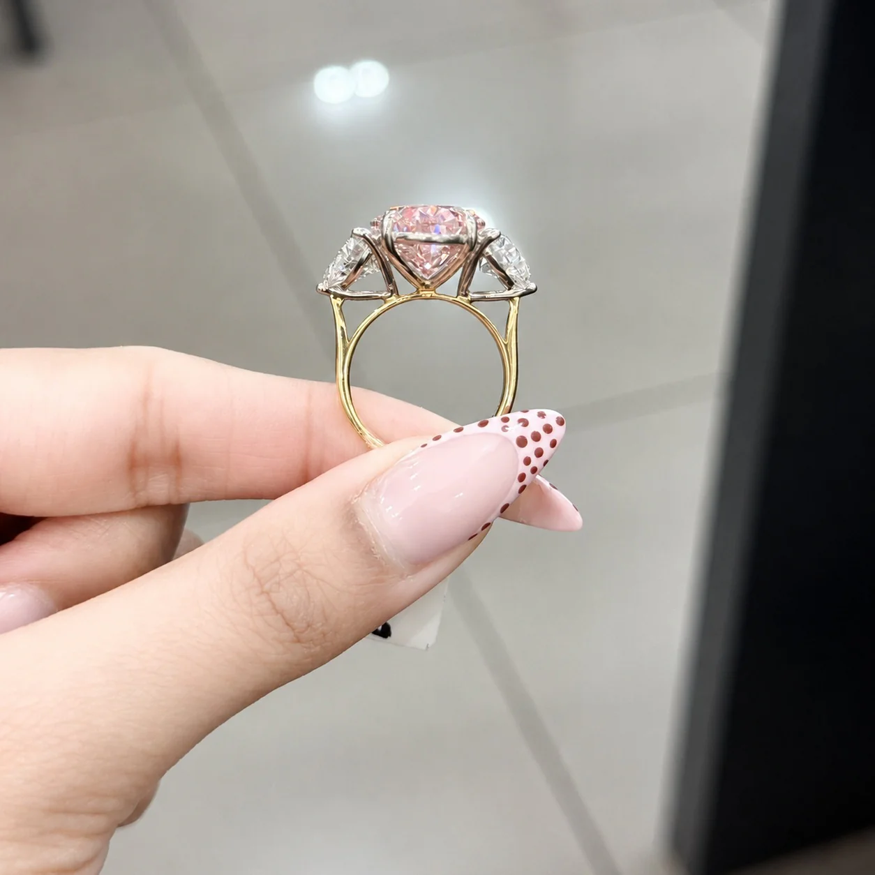 11.00ct Fancy Pink Oval & Heart Lab Diamond Trilogy Ring in 18k Gold - Image 2
