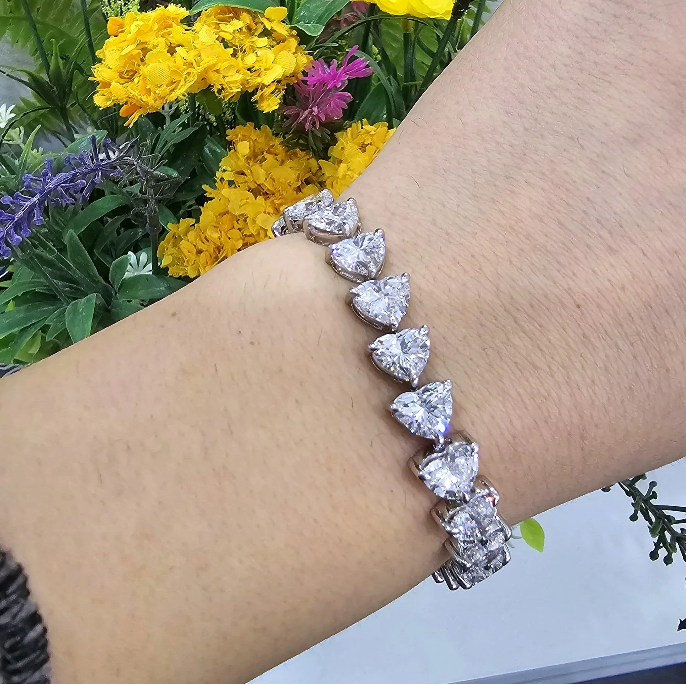 30.00ct Heart Shape Lab Diamond Tennis Bracelet in Platinum - D/VS
