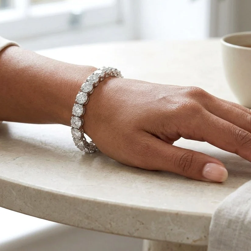 D/VS 30.00ct Lab Diamond Claw Set Tennis Bracelet in 9k Gold | 1.1ct Each Diamond