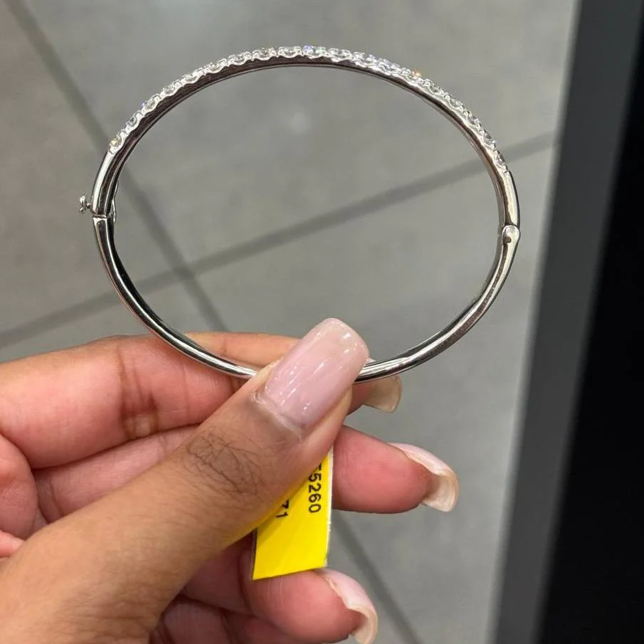4.00CT D/VS Lab Grown Round Diamond Bangle In White Gold - Image 3