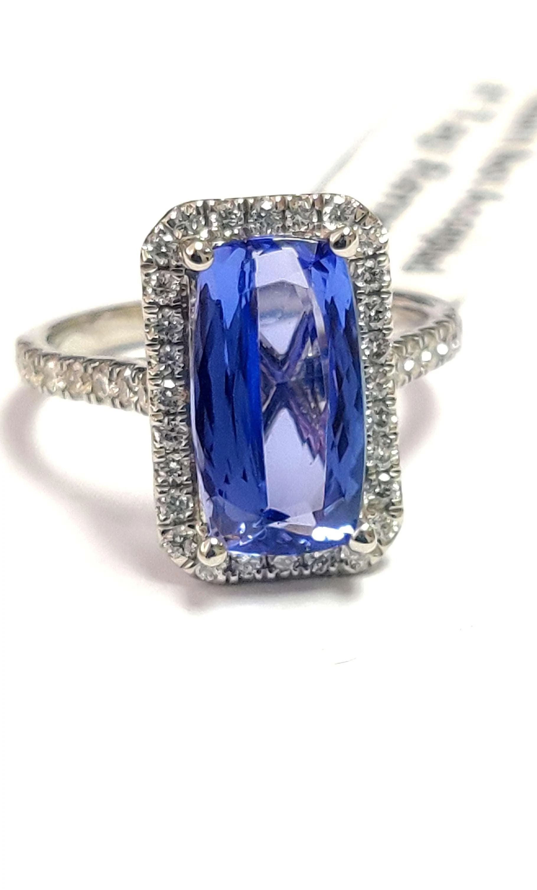 AAA 3.30 Ct Tanzanite Long Cushion & D/VS 0.52 Ct Diamond Halo Ring In Platinum - Image 5