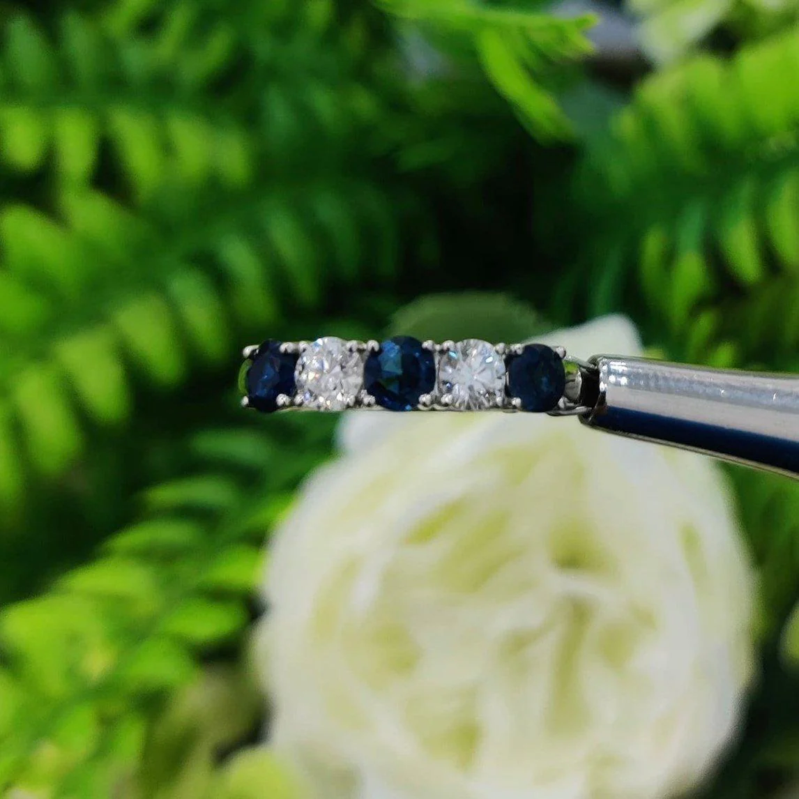 Blue Sapphire & Diamonds Women's 5 Stone Engagement Ring In Platinum - 1.25 Carat - Image 3
