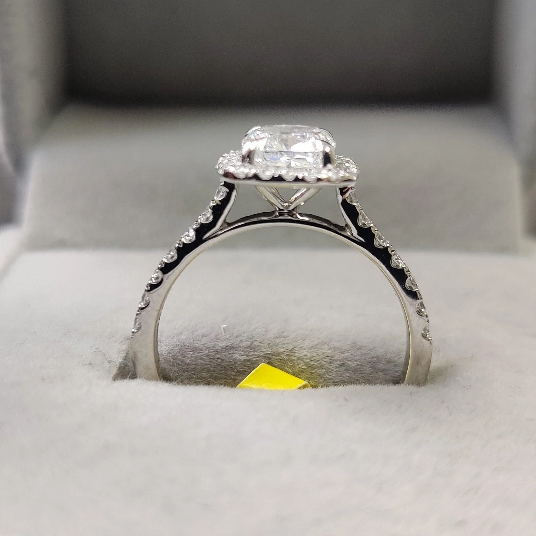 Clearance ! IGI Certified Cushion Diamond Halo Engagement Ring Platinum 1.40Ct - Image 3