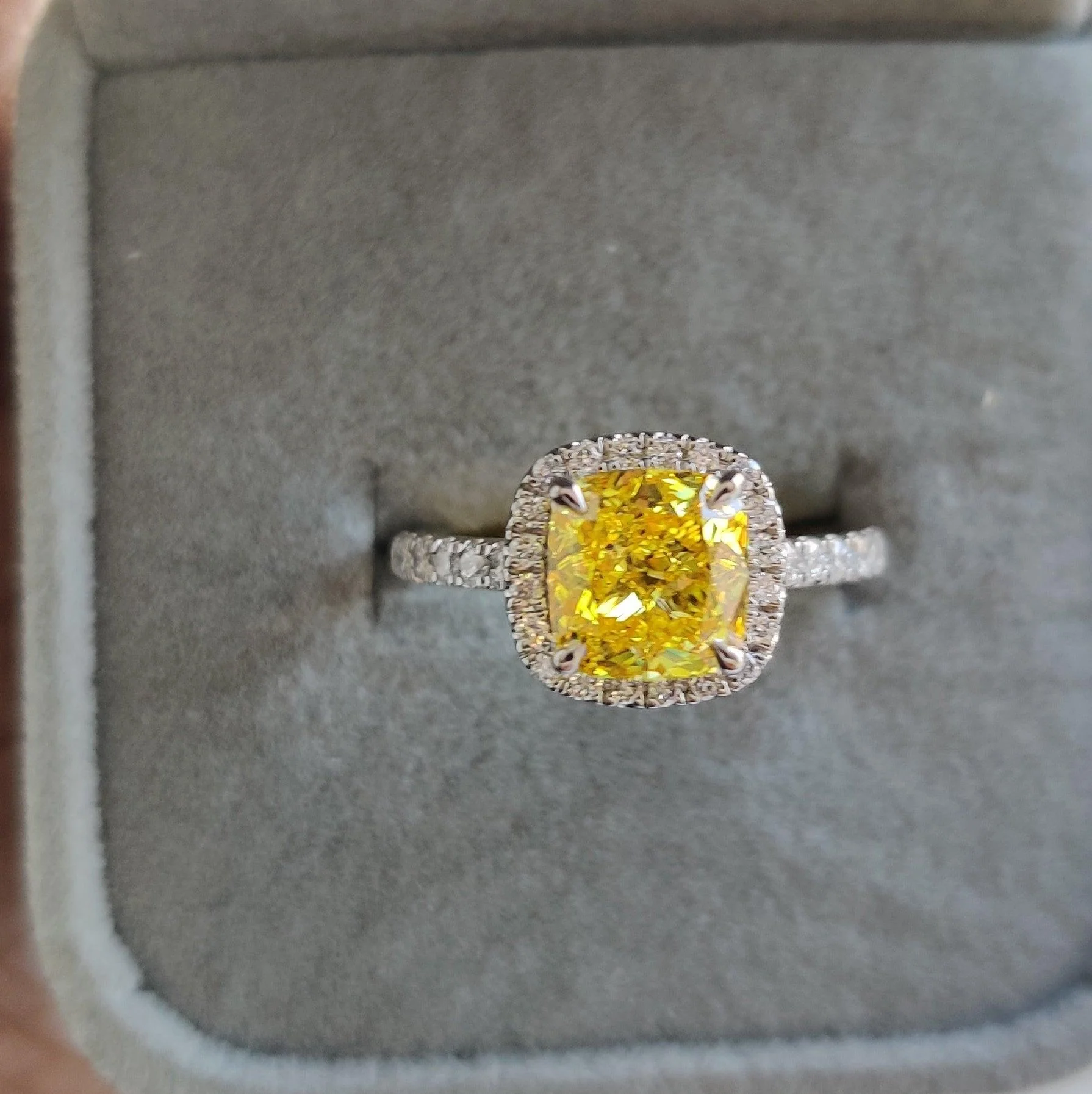 IGI CERTIFIED Fancy Vivid Yellow 2.40CT Cushion Diamond Halo Engagement Ring, Platinum - Image 2