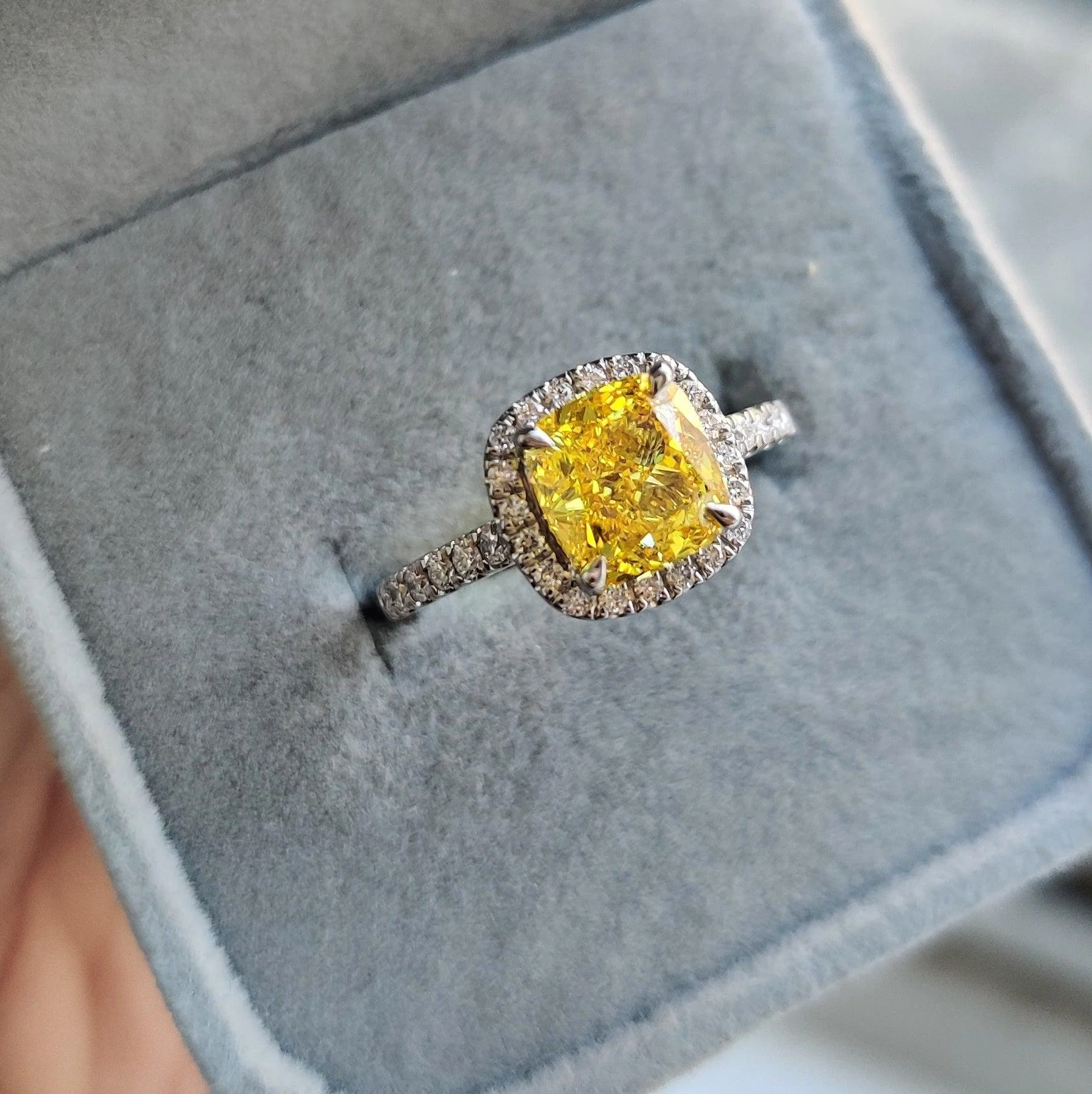 IGI CERTIFIED Fancy Vivid Yellow 2.40CT Cushion Diamond Halo Engagement Ring, Platinum - Image 3