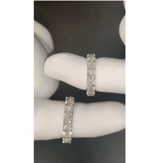 D/VS 5.50ct - 8.50ct Cushion Diamond Full Eternity Ring For Women in Platinum - Image 2