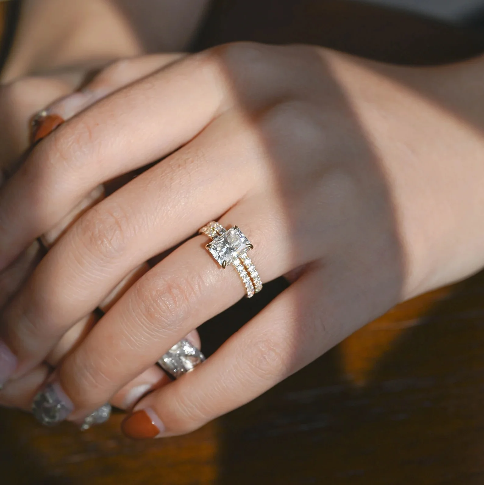E/VS 3.50Ct Radiant Diamond Bridal Set Engagement Ring - Image 6