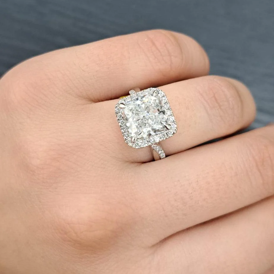 E/VS 4.82Ct IGI Certified Radiant Cut Diamond Halo Engagement Ring In Platinum - Image 3