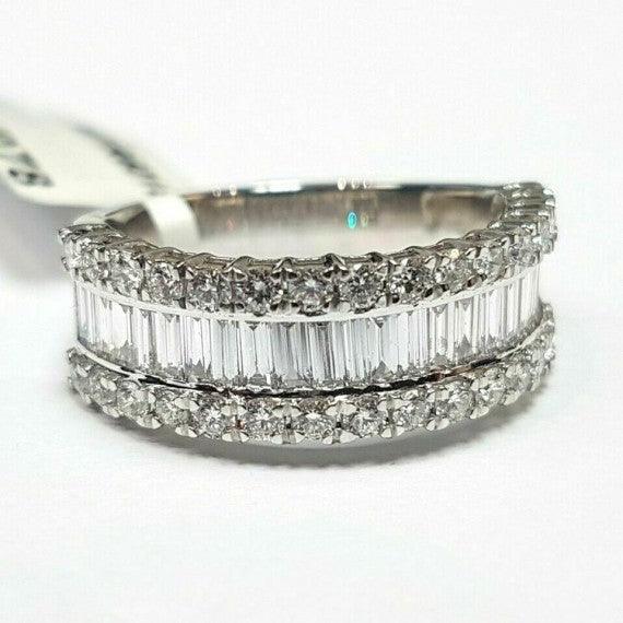 F/VS TRIPLE ROW BAGUETTE & ROUND DIAMOND ETERNITY PLATINUM RING - Image 2