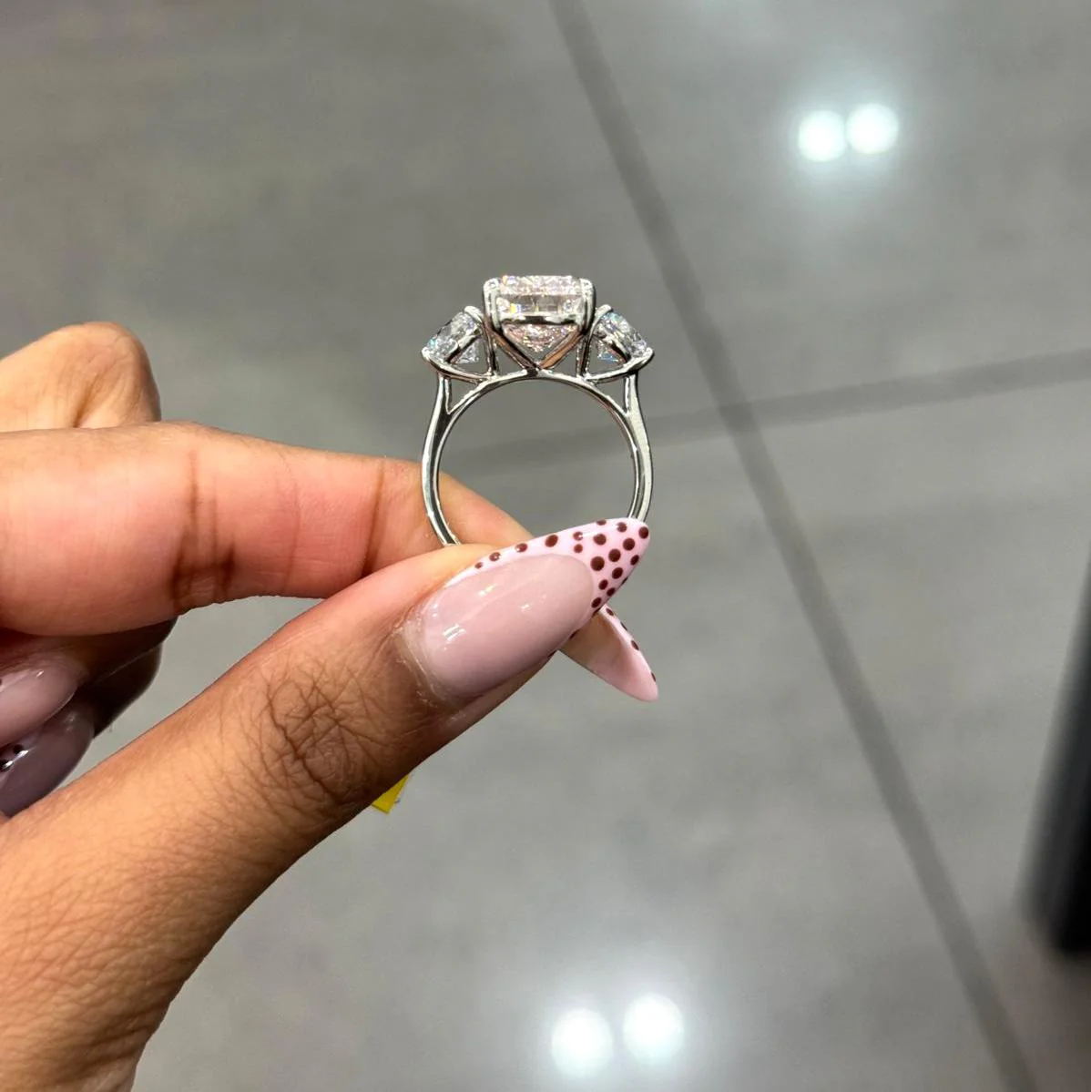 10.59ct Fancy Pink Radiant & Round Lab Diamond Trilogy Ring in Platinum - Image 2