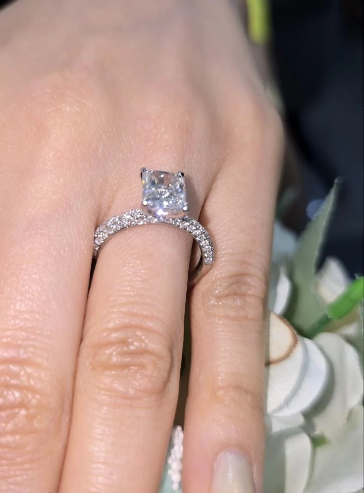 IGI Certified 2.00Carat E/VS Lab Grown Radiant & Side Diamond Three Row Designer Engagement Ring in Platinum - Image 2