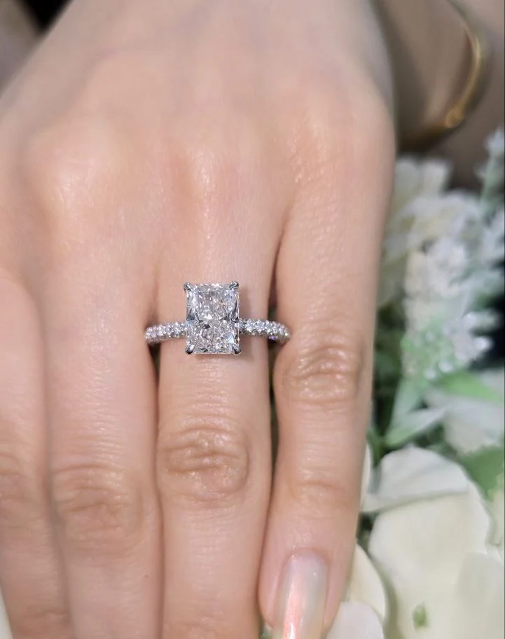 IGI Certified 2.00Carat E/VS Lab Grown Radiant & Side Diamond Three Row Designer Engagement Ring in Platinum - Image 3
