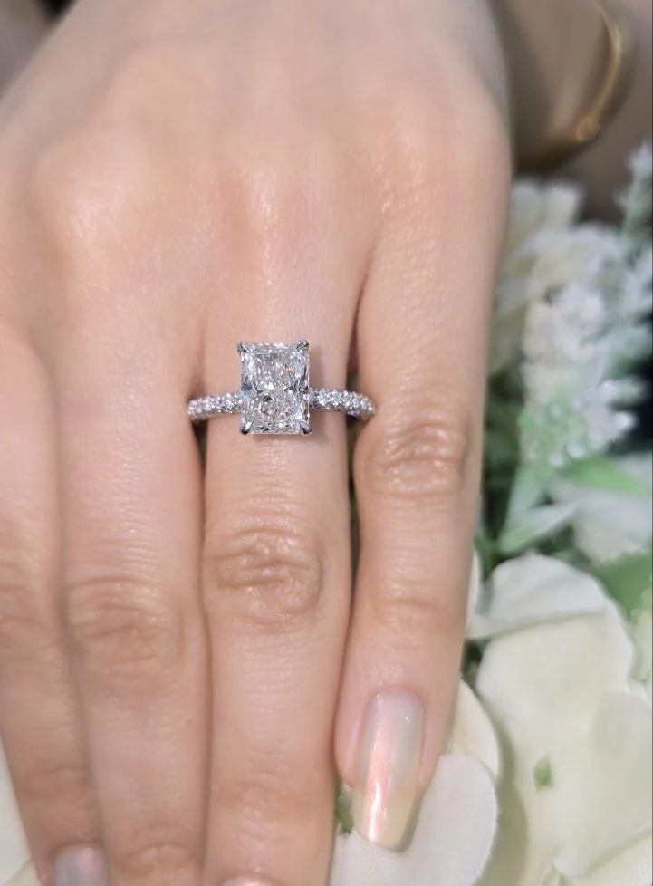 IGI Certified 2.00Carat E/VS Lab Grown Radiant & Side Diamond Three Row Designer Engagement Ring in Platinum - Image 4