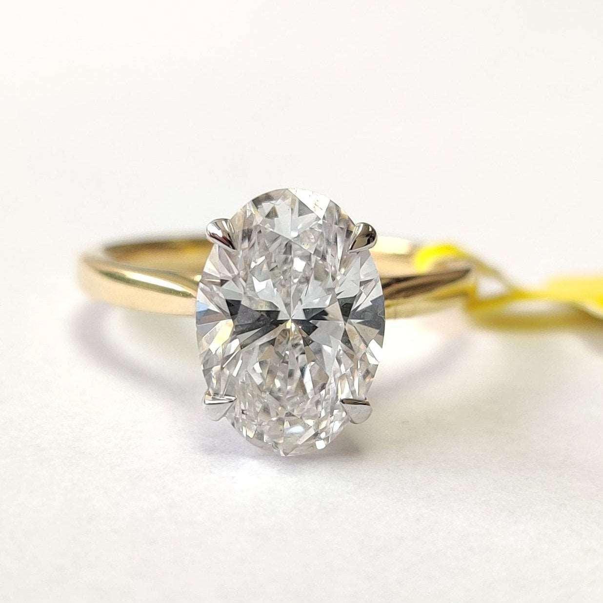 IGI Certified E/VS 7.00Ct Lab Grown Oval Cut Diamond Solitaire Engagement Ring - Image 4