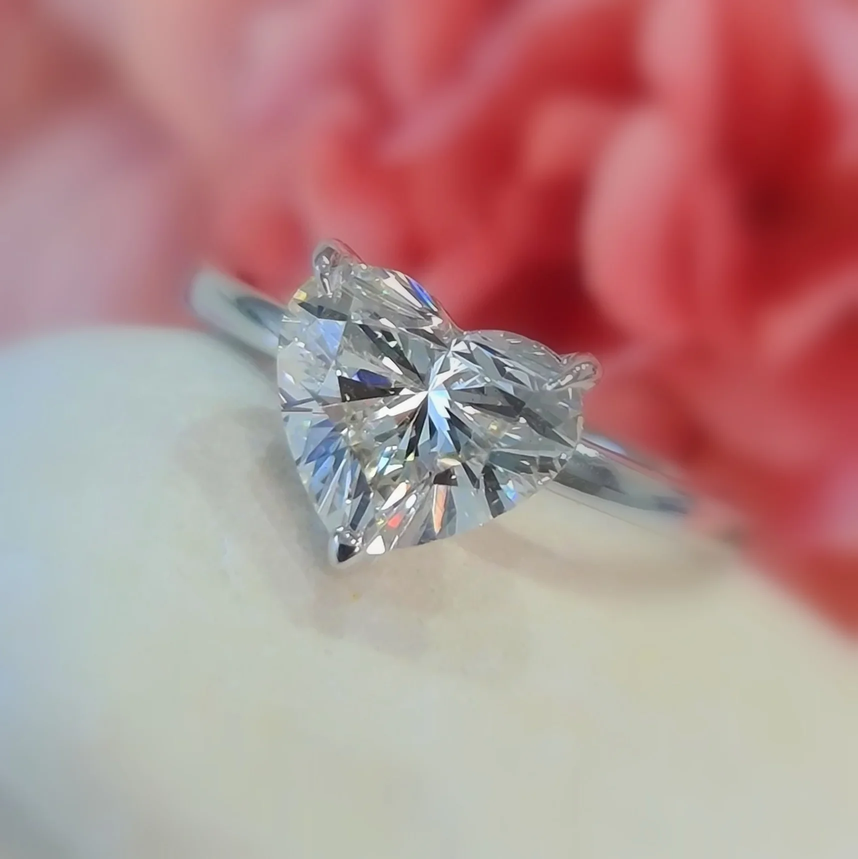 D/VVS 3.00Ct IGI Certified Heart Diamond Solitaire Engagement Ring In Platinum
