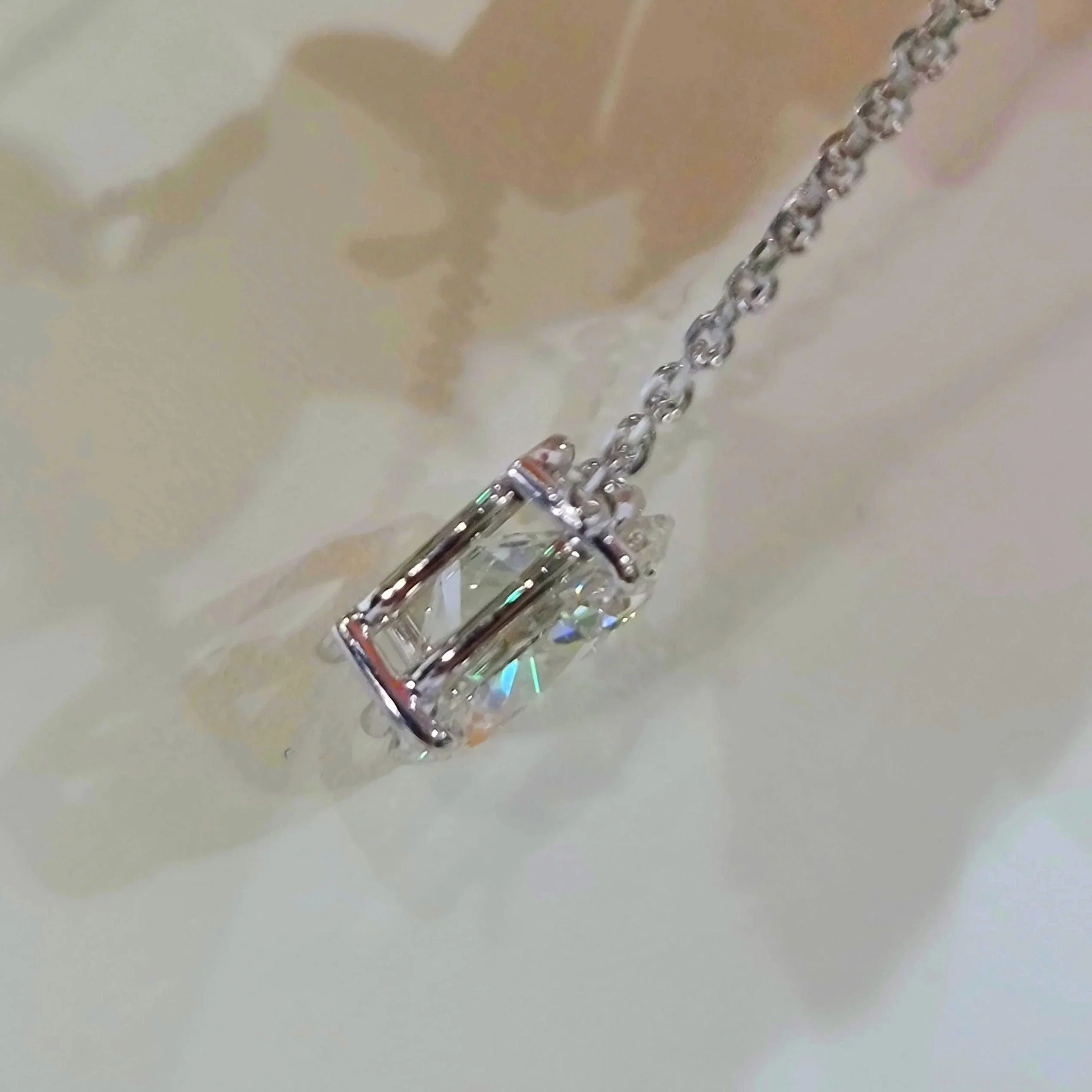 IGI Certified Oval Diamond Solitaire Pendant Necklace for Women in 18k Gold - Image 6