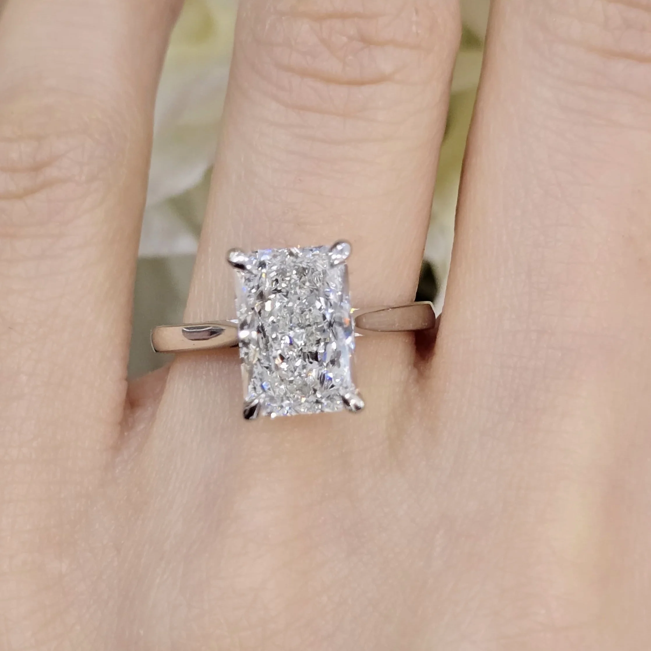 IGI 3.86Ct Lab Grown Radiant Diamond Solitaire Engagement Ring In Platinum - Image 3