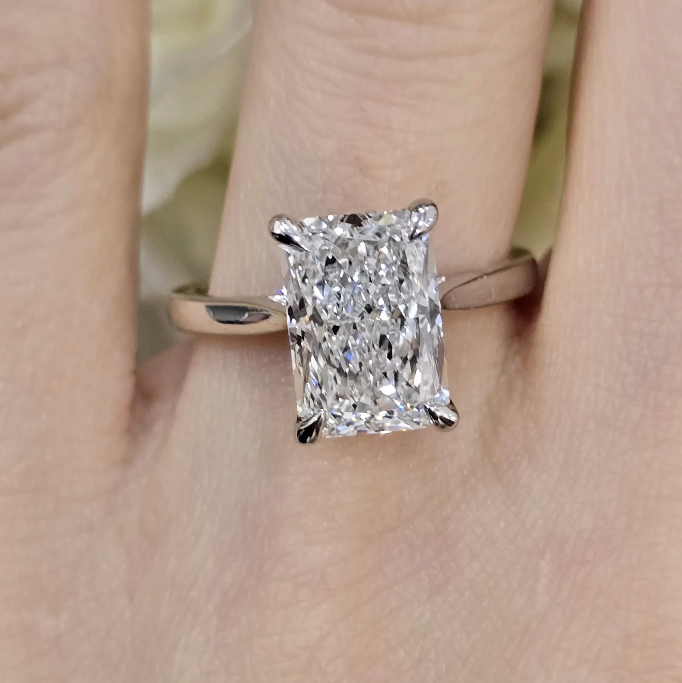 IGI 3.86Ct Lab Grown Radiant Diamond Solitaire Engagement Ring In Platinum - Image 4