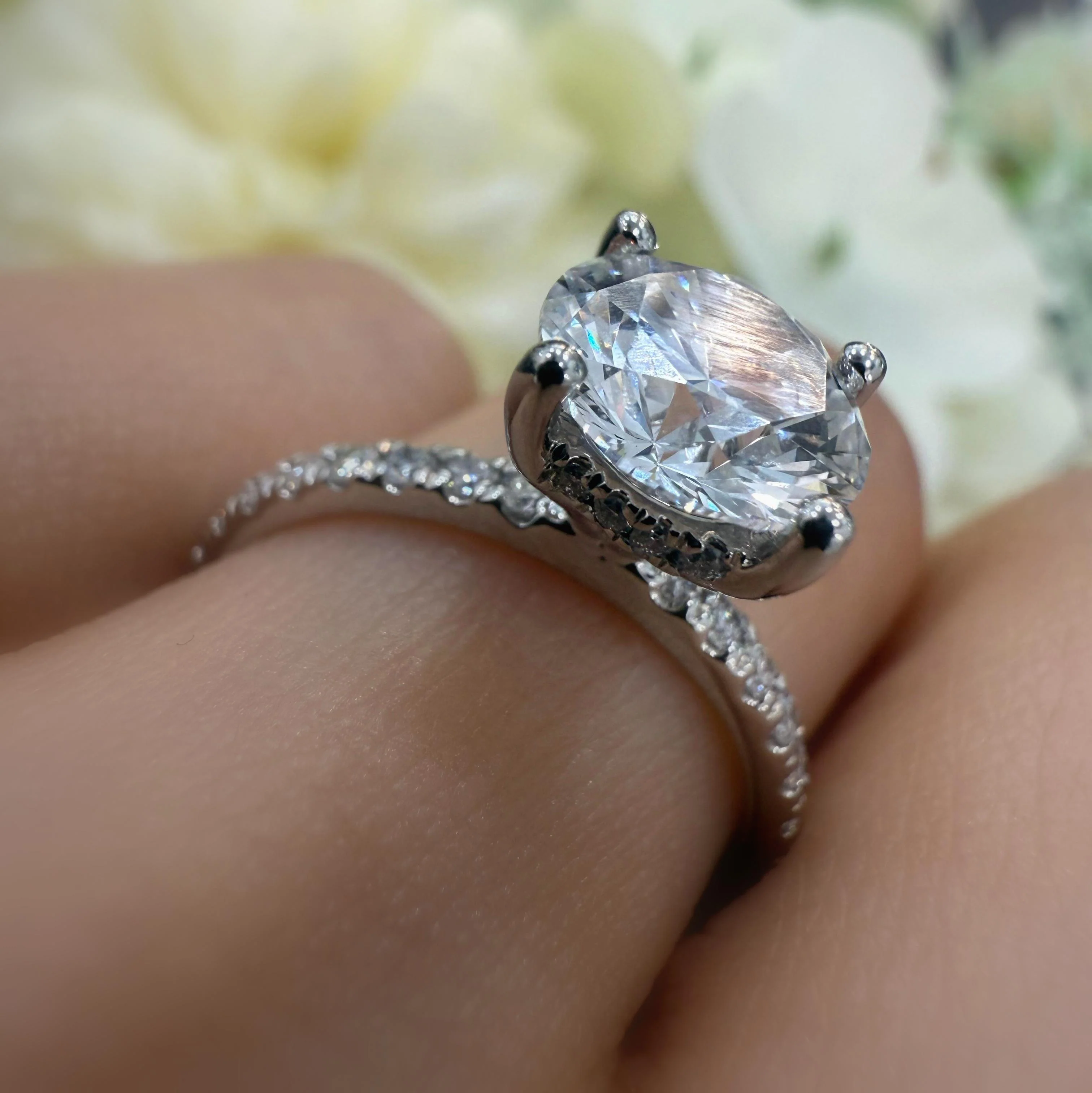 1.60CT E/VS IGI Certified Lab Grown Round Diamond Engagement Ring with Hidden Halo – Platinum - Image 4